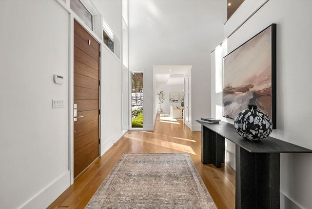 11 Winthrop Circle, Weston, MA 02493