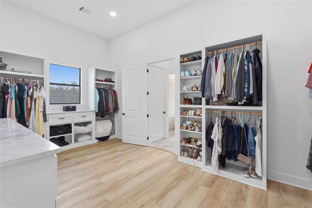 150 Quiet Springs Trail, Willis, TX 77378