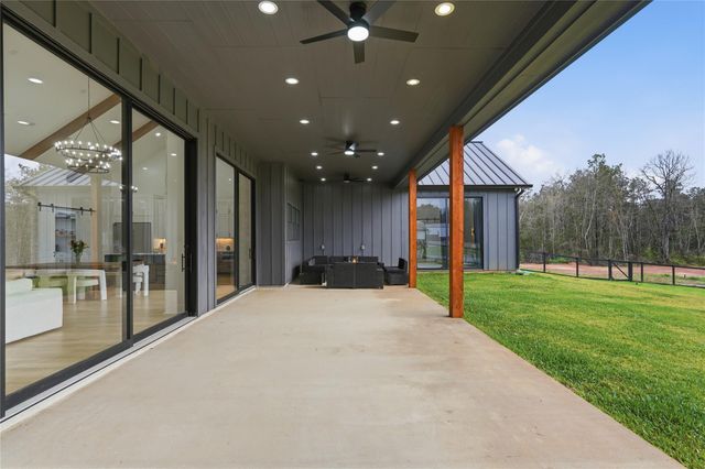 150 Quiet Springs Trail, Willis, TX 77378