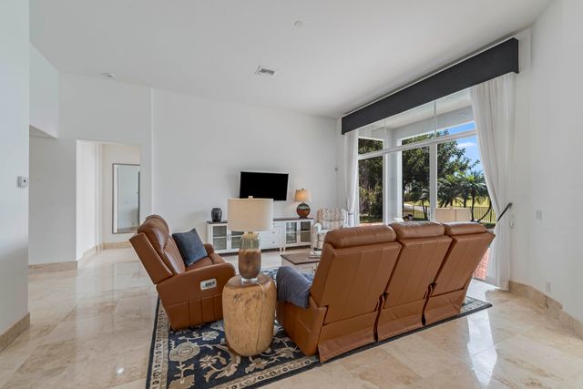 8387 Ironhorse Court, West Palm Beach, FL 33412