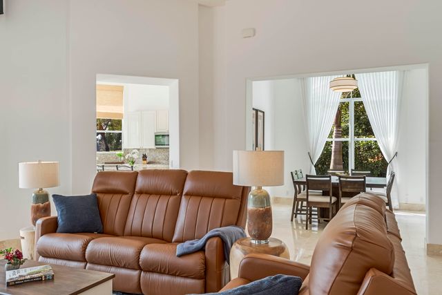 8387 Ironhorse Court, West Palm Beach, FL 33412