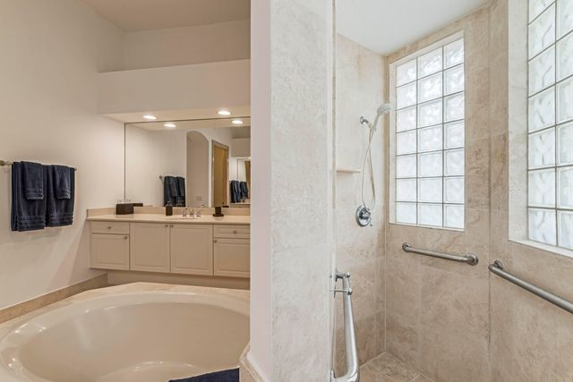 8387 Ironhorse Court, West Palm Beach, FL 33412