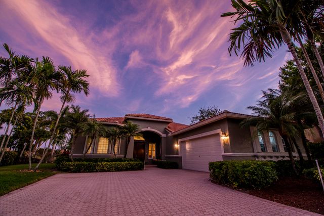 8387 Ironhorse Court, West Palm Beach, FL 33412