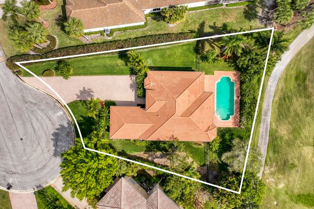 8387 Ironhorse Court, West Palm Beach, FL 33412