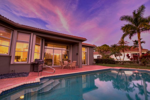 8387 Ironhorse Court, West Palm Beach, FL 33412