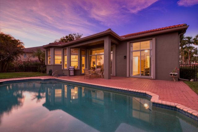 8387 Ironhorse Court, West Palm Beach, FL 33412