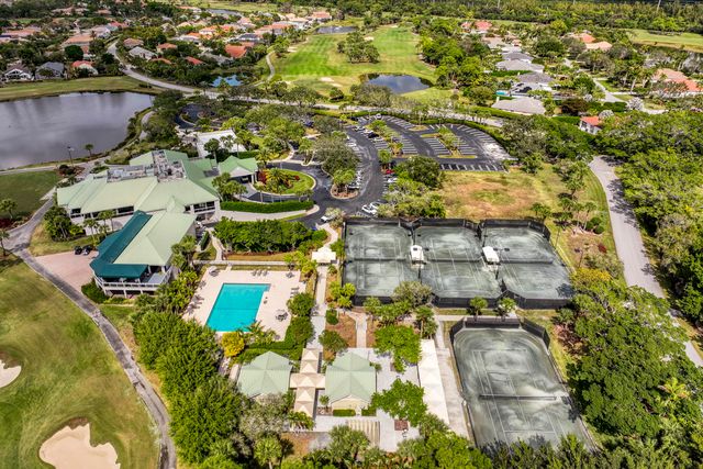 8387 Ironhorse Court, West Palm Beach, FL 33412