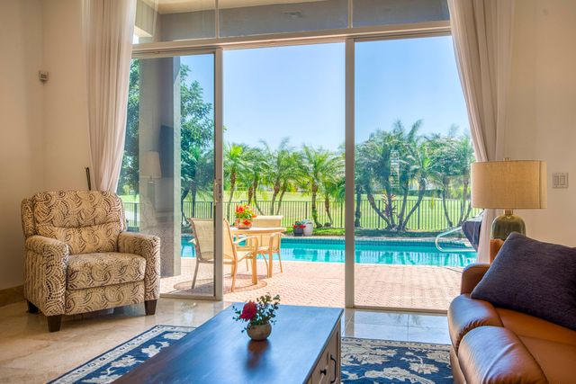 8387 Ironhorse Court, West Palm Beach, FL 33412