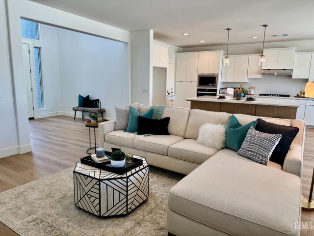 14607 Littonham Way, Bakersfield, CA 93311