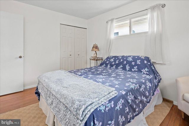 802 CABIN JOHN PKWY, Rockville, MD 20852