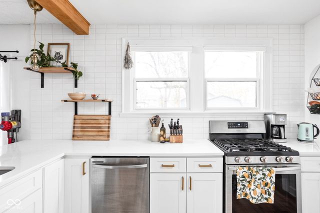 1316 N Tacoma Avenue, Indianapolis, IN 46201