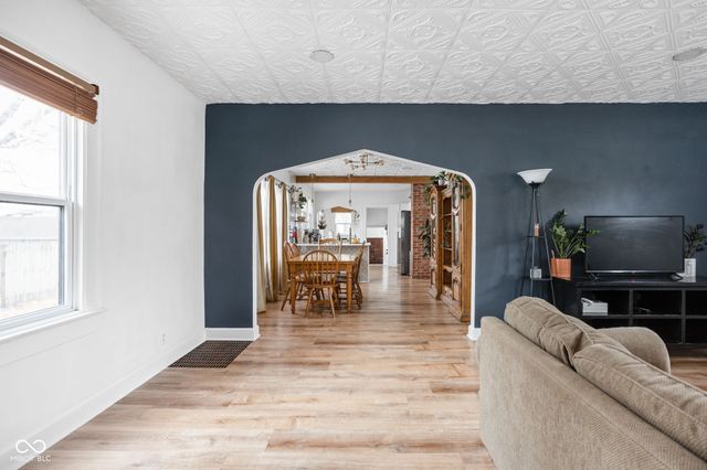 1316 N Tacoma Avenue, Indianapolis, IN 46201