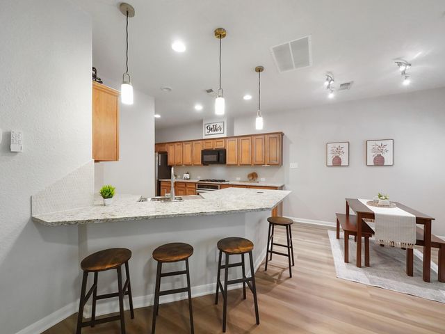 17814 Arapaho Hill Lane, Humble, TX 77346