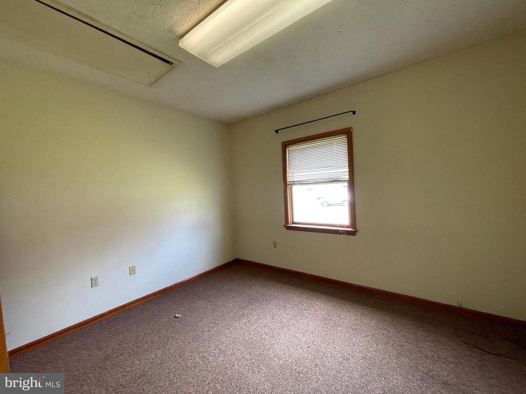 Image 12 of property listing at 120 S BROADWAY, Frostburg, MD 21532