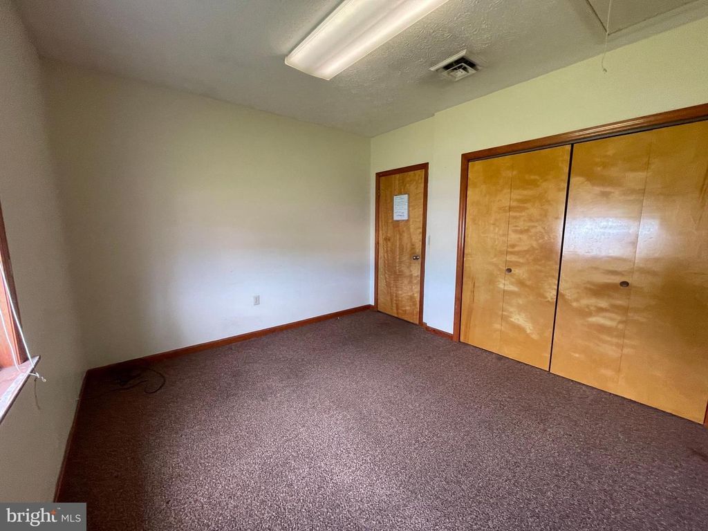 Image 13 of property listing at 120 S BROADWAY, Frostburg, MD 21532