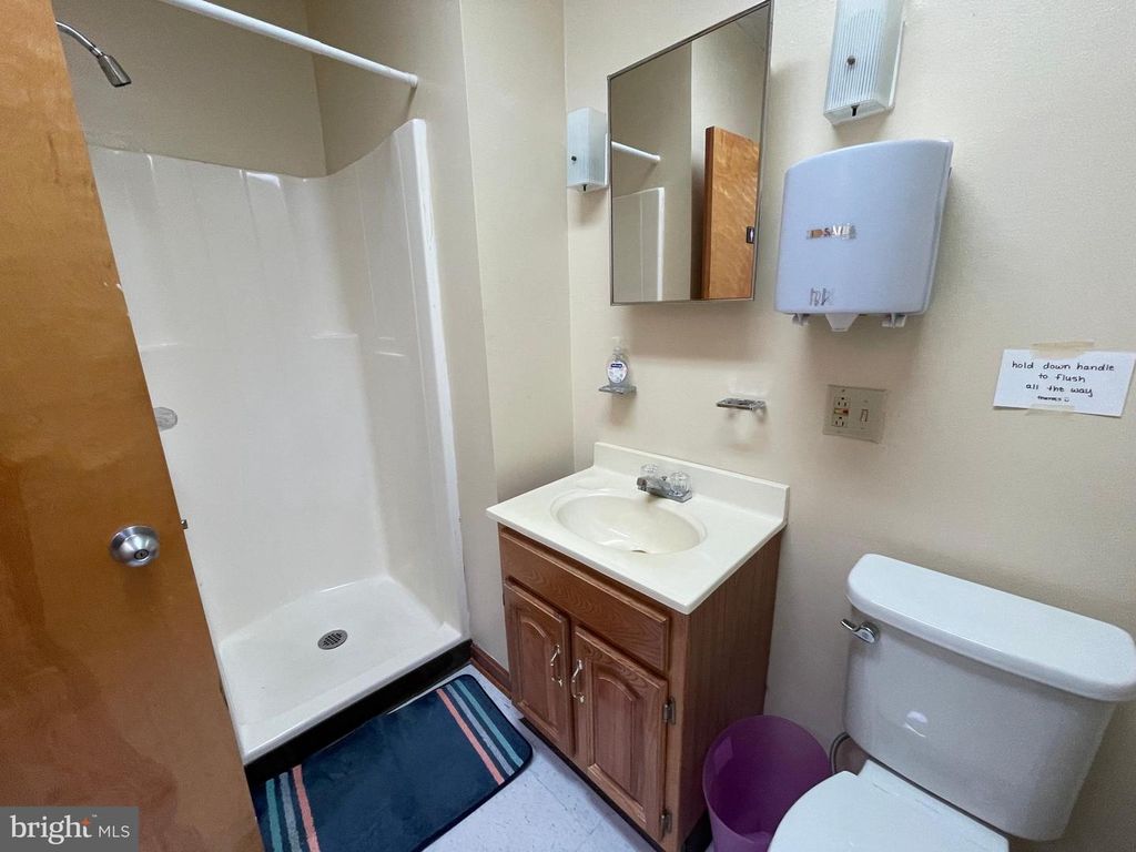 Image 16 of property listing at 120 S BROADWAY, Frostburg, MD 21532