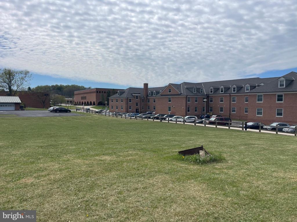 Image 23 of property listing at 120 S BROADWAY, Frostburg, MD 21532