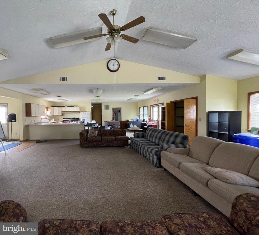 Image 6 of property listing at 120 S BROADWAY, Frostburg, MD 21532