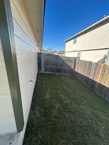 154 Lake Washington DR, Kyle, TX 78640