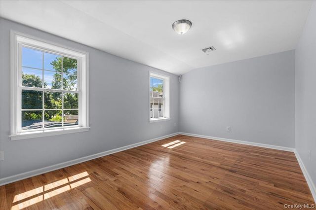 911 Hicksville Road, Far Rockaway, NY 11691