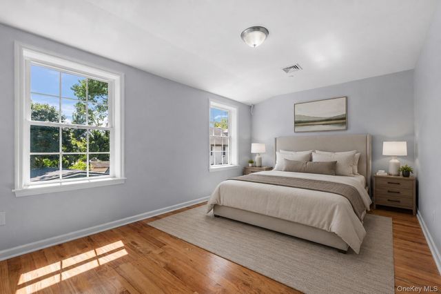 911 Hicksville Road, Far Rockaway, NY 11691