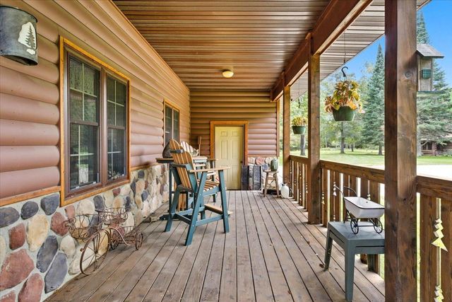 23729 Cooley Drive, Brainerd, MN 56401