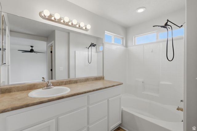 449 E APPLE BLOSSOM DR, Pleasant Grove, UT 84062