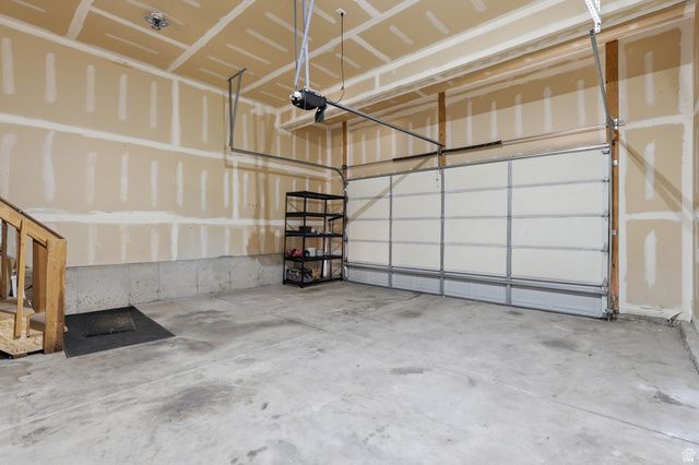 449 E APPLE BLOSSOM DR, Pleasant Grove, UT 84062