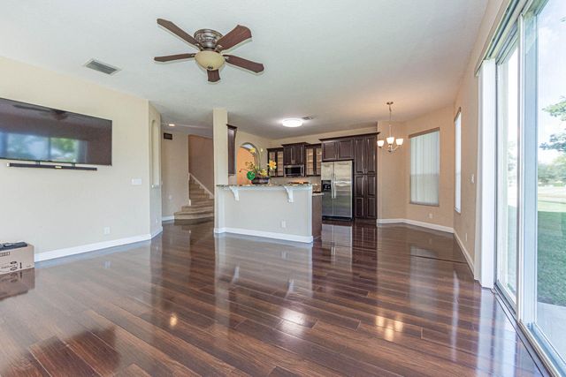 6027 Arlington Way, Fort Pierce, FL 34951