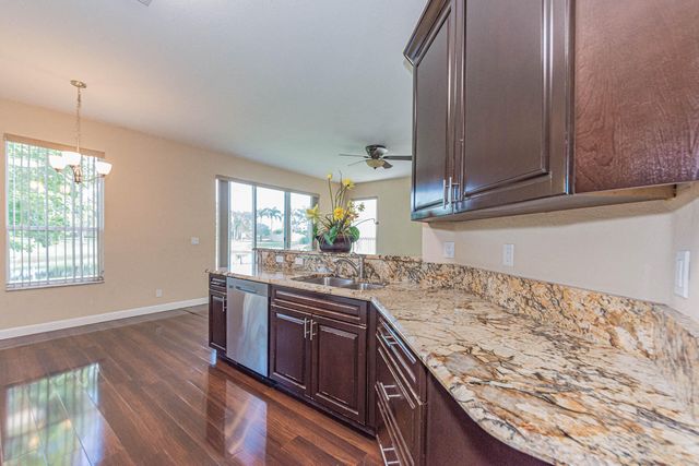 6027 Arlington Way, Fort Pierce, FL 34951