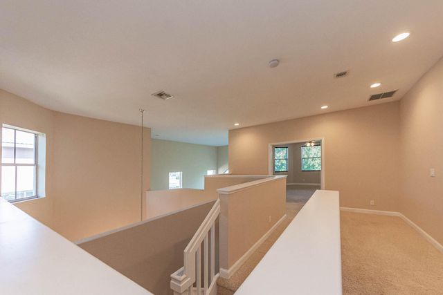 6027 Arlington Way, Fort Pierce, FL 34951