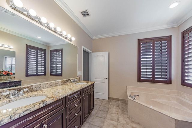 6027 Arlington Way, Fort Pierce, FL 34951