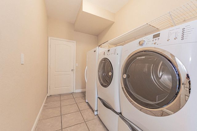 6027 Arlington Way, Fort Pierce, FL 34951
