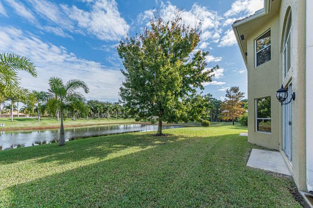6027 Arlington Way, Fort Pierce, FL 34951