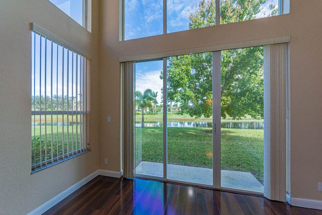 6027 Arlington Way, Fort Pierce, FL 34951
