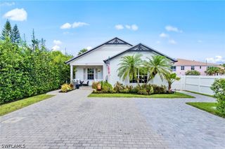 861 97th AVE N, Naples, FL 34108