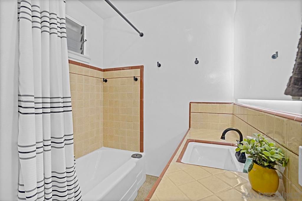 Image 26 of property listing at 316 First Ave, Chula Vista, CA 91910