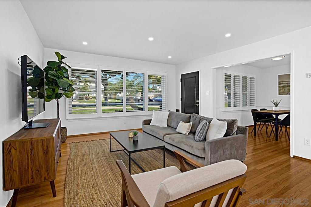 Image 8 of property listing at 316 First Ave, Chula Vista, CA 91910