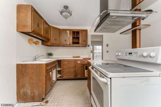 13 Filmore St, Washington Boro, NJ 07882