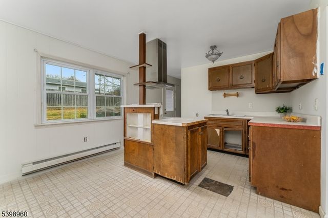 13 Filmore St, Washington Boro, NJ 07882