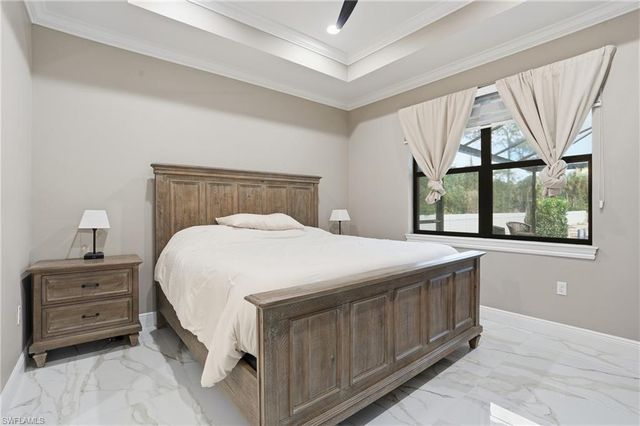 2843 18th AVE NE, Naples, FL 34120