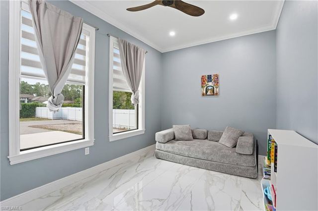 2843 18th AVE NE, Naples, FL 34120