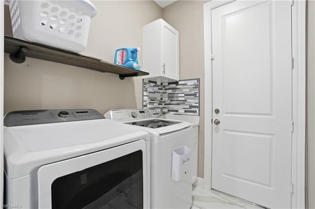 2843 18th AVE NE, Naples, FL 34120