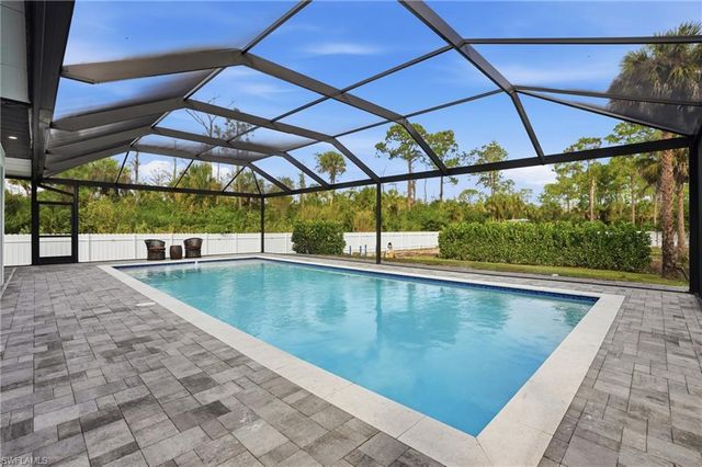 2843 18th AVE NE, Naples, FL 34120