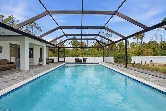 2843 18th AVE NE, Naples, FL 34120