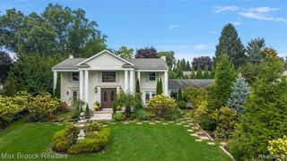 3774 Quarton Road, Bloomfield Hills, MI 48302