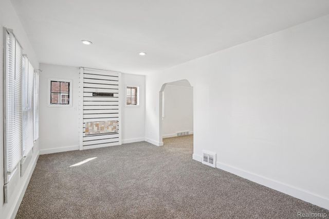 8064 Bliss Street, Detroit, MI 48234