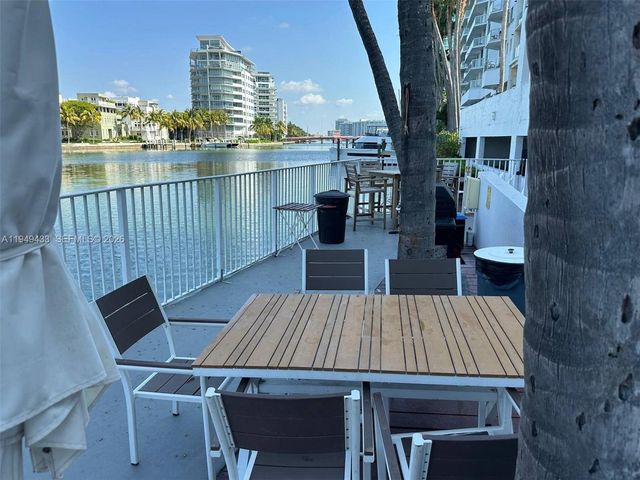 5880 Collins Ave 705, Miami Beach, FL 33140