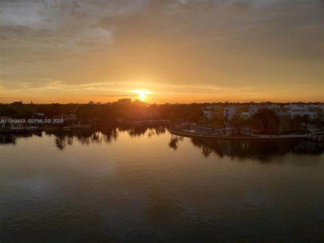 5880 Collins Ave 705, Miami Beach, FL 33140