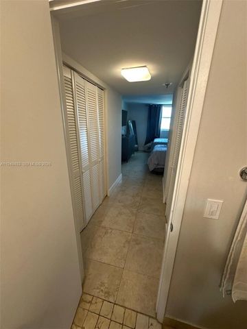 5880 Collins Ave 705, Miami Beach, FL 33140